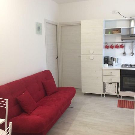 סויאנו דל לאגו Appartamento Rubino - Lovely Little Flat 3 Minutes From Golf Club 5 Minutes From Lake מראה חיצוני תמונה