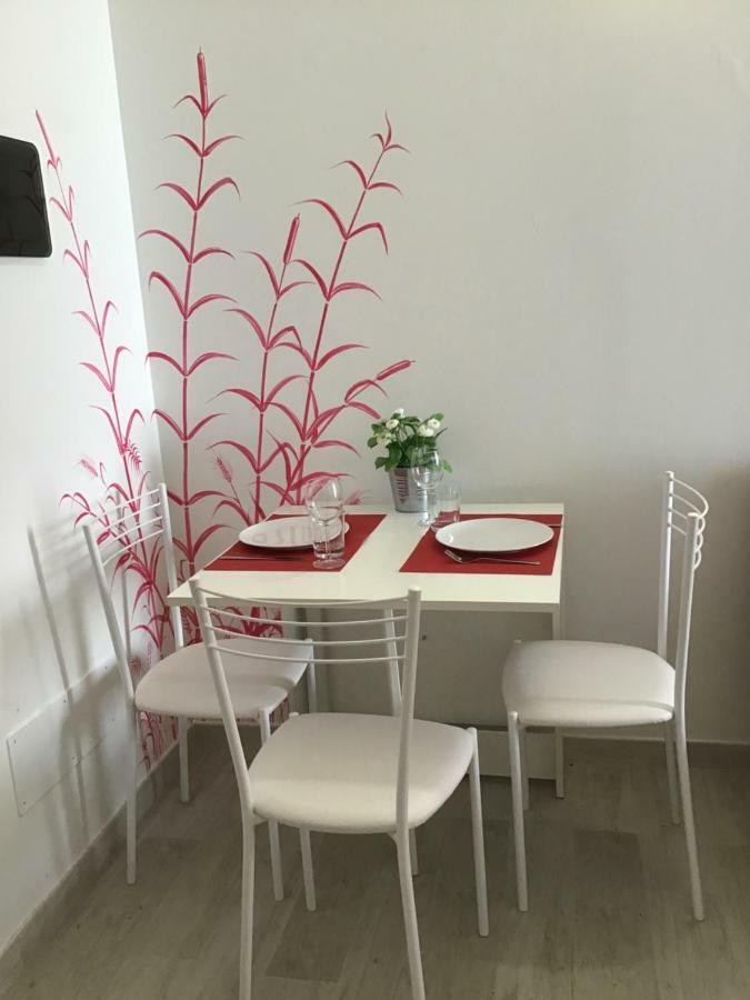 סויאנו דל לאגו Appartamento Rubino - Lovely Little Flat 3 Minutes From Golf Club 5 Minutes From Lake מראה חיצוני תמונה