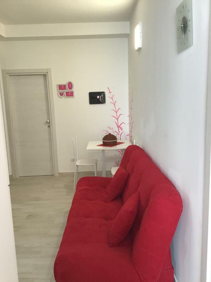 סויאנו דל לאגו Appartamento Rubino - Lovely Little Flat 3 Minutes From Golf Club 5 Minutes From Lake מראה חיצוני תמונה
