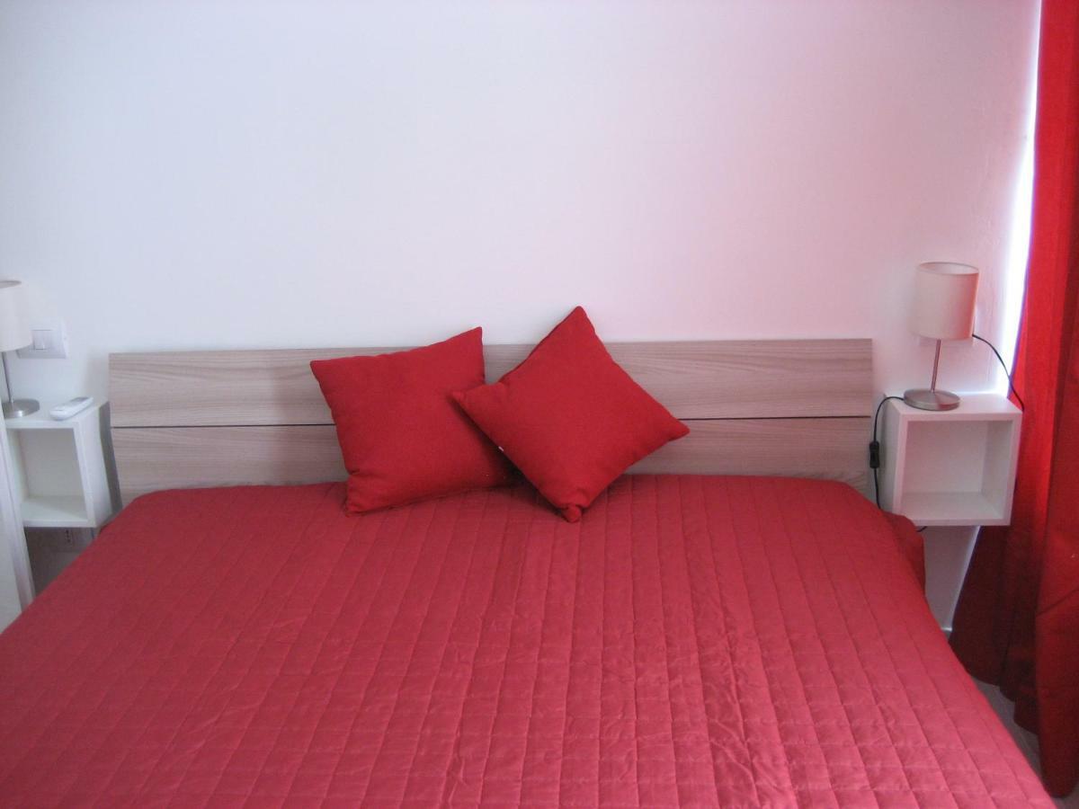 סויאנו דל לאגו Appartamento Rubino - Lovely Little Flat 3 Minutes From Golf Club 5 Minutes From Lake מראה חיצוני תמונה